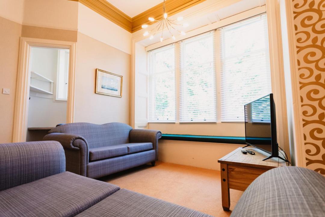 Atholl Apartment - A Unique Apartment In Countryside Park With Wifi And Access To Pool And Bar Perth Exterior photo